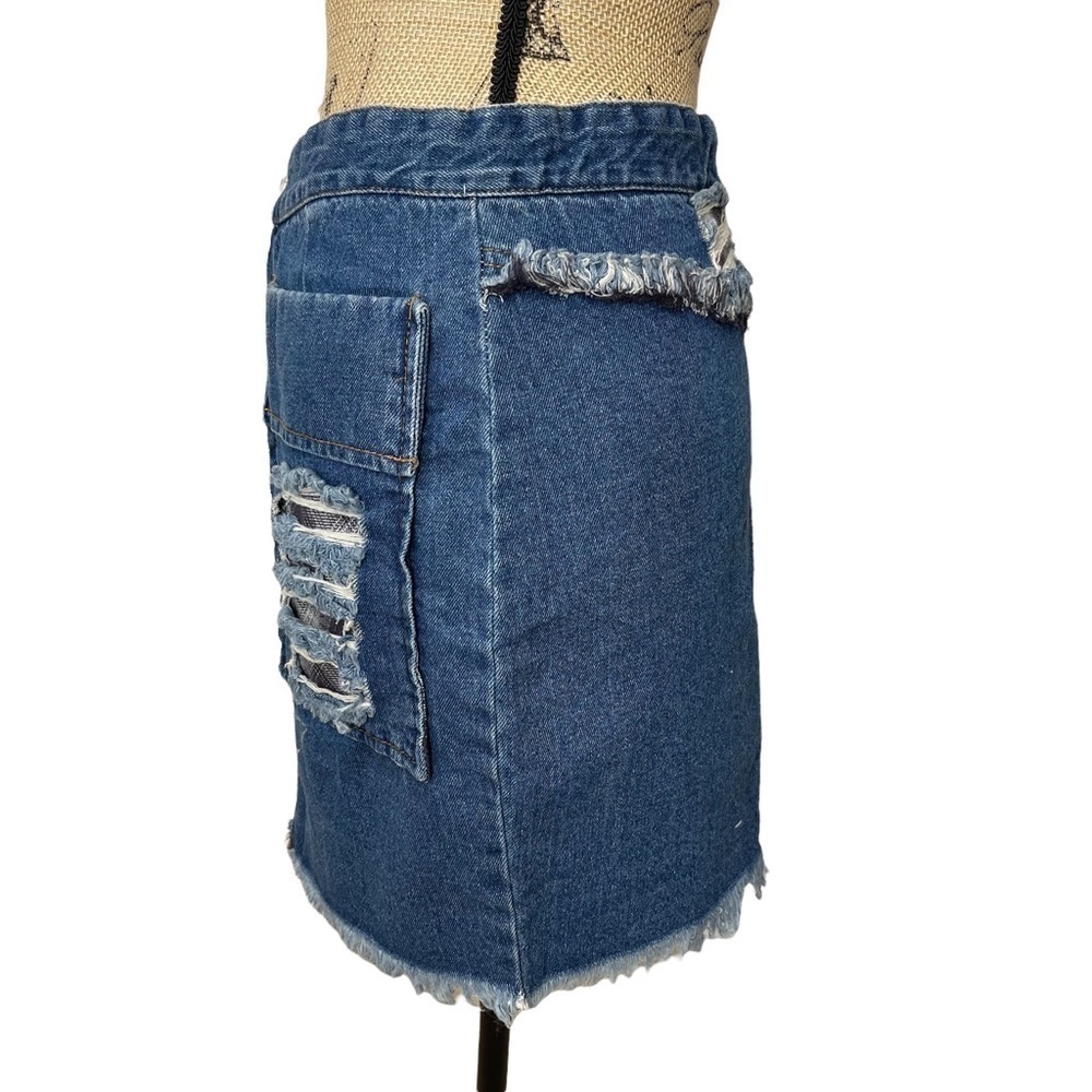 POL Boutique Distressed Plaid Patched Frayed Hem Denim Mini Skirt - Picture 7 of 13